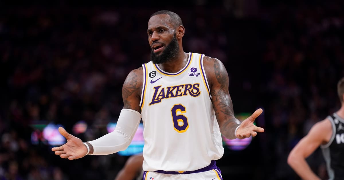 Lebron James Clarifies Controversial Comments About Lakers Roster