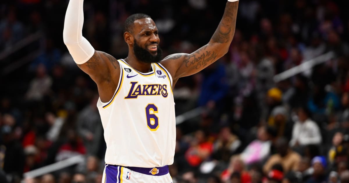 Lebron James Reacts To Being Oldest Player In The Nba Fadeaway World Lebron James Reacts To Being Oldest Player In The Nba Fadeaway World