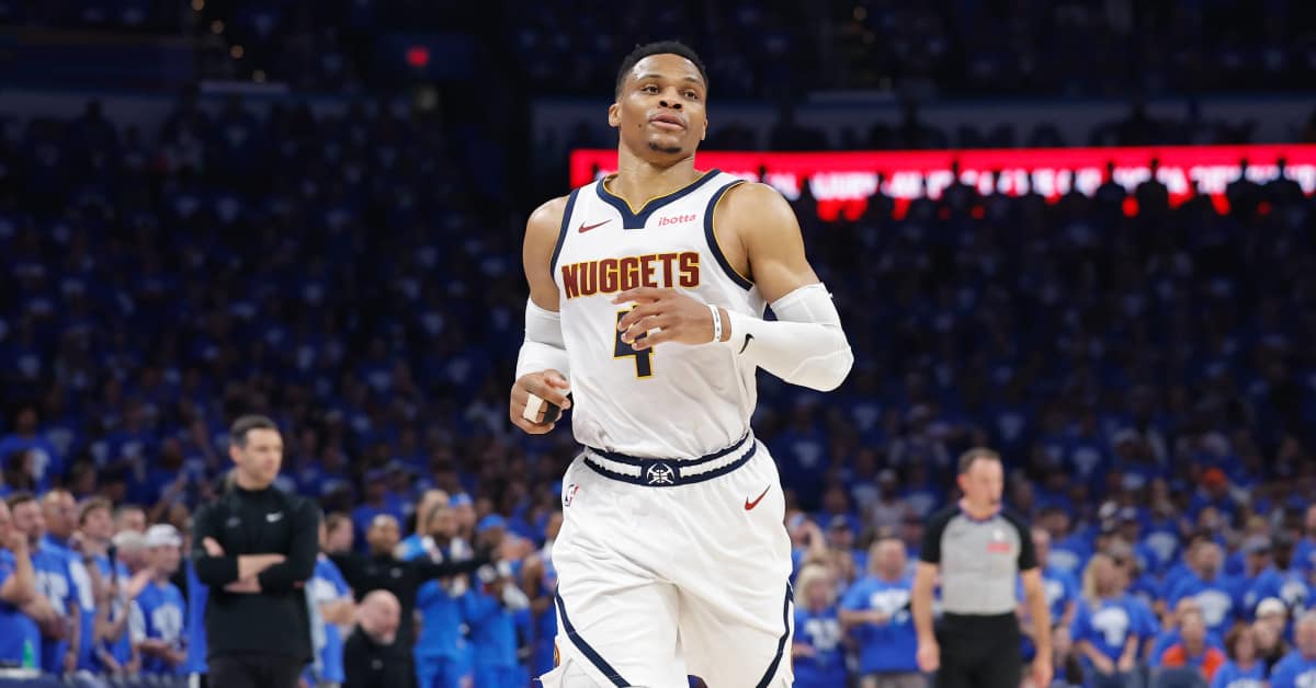 Russell Westbrook And Chris Paul Reportedly Want To Go To The Suns Fadeaway World Russell Westbrook And Chris Paul Reportedly Want To Go To The Suns Fadeaway World