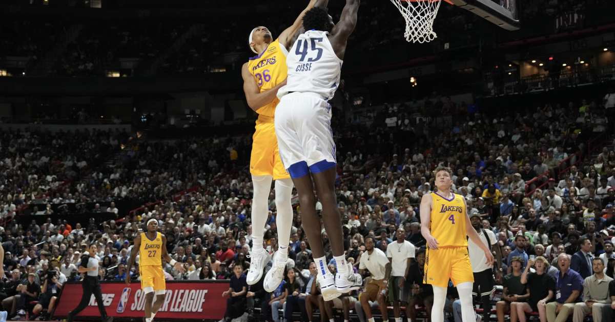 Lakers Player Darius Bazley Helped Off The Court On A Wheelchair After Scary Fall Against Celtics - Fadeaway World