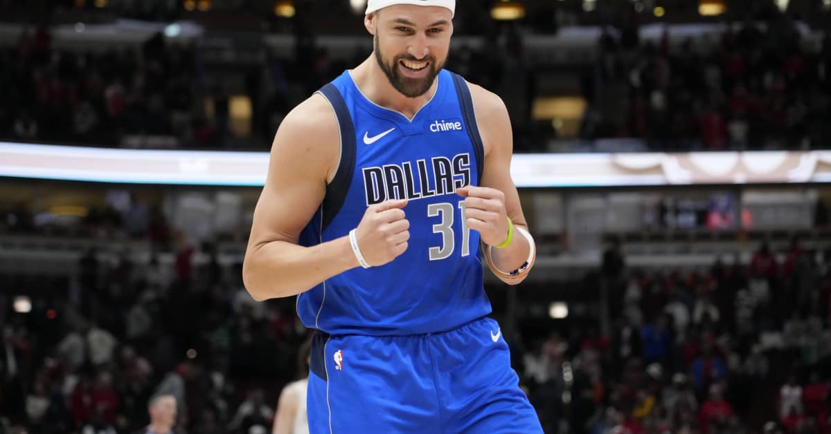 Klay Thompson Hits The Gym With Megan Thee Stallion In Viral Workout Clip - Fadeaway World