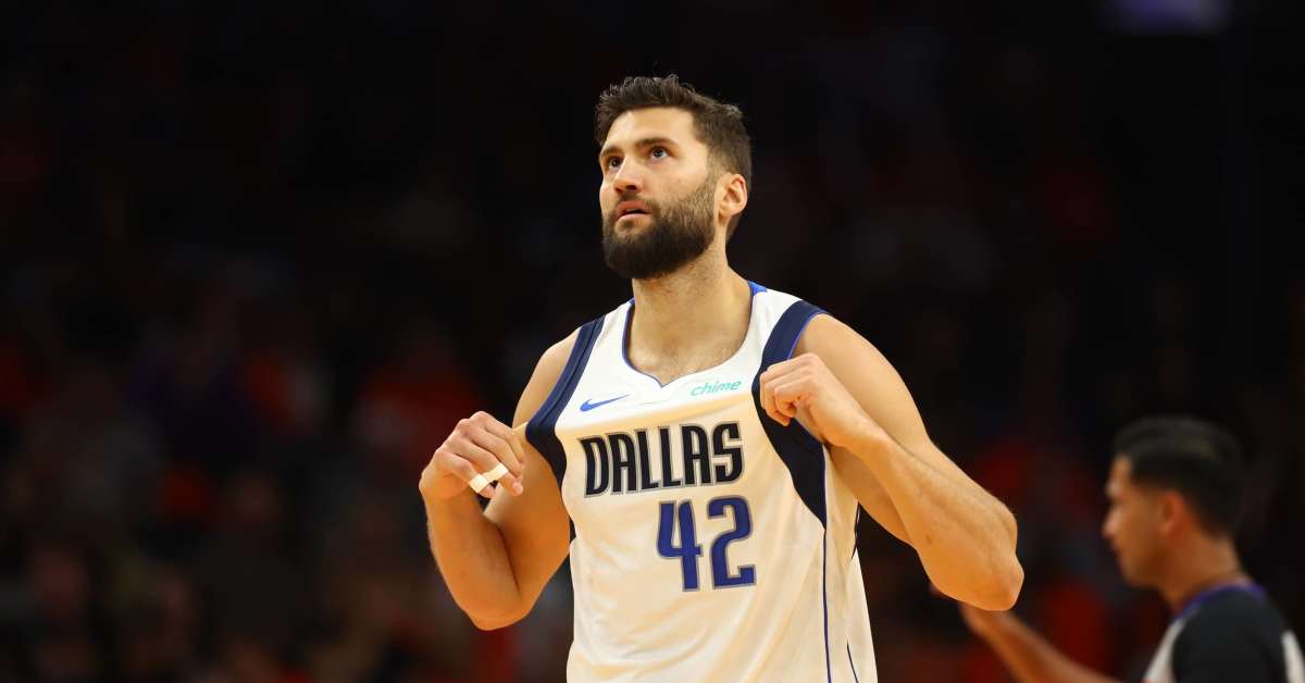 Maxi Kleber Stuns Fans With Explosive Dunk Showcasing Elite Athleticism - Fadeaway World