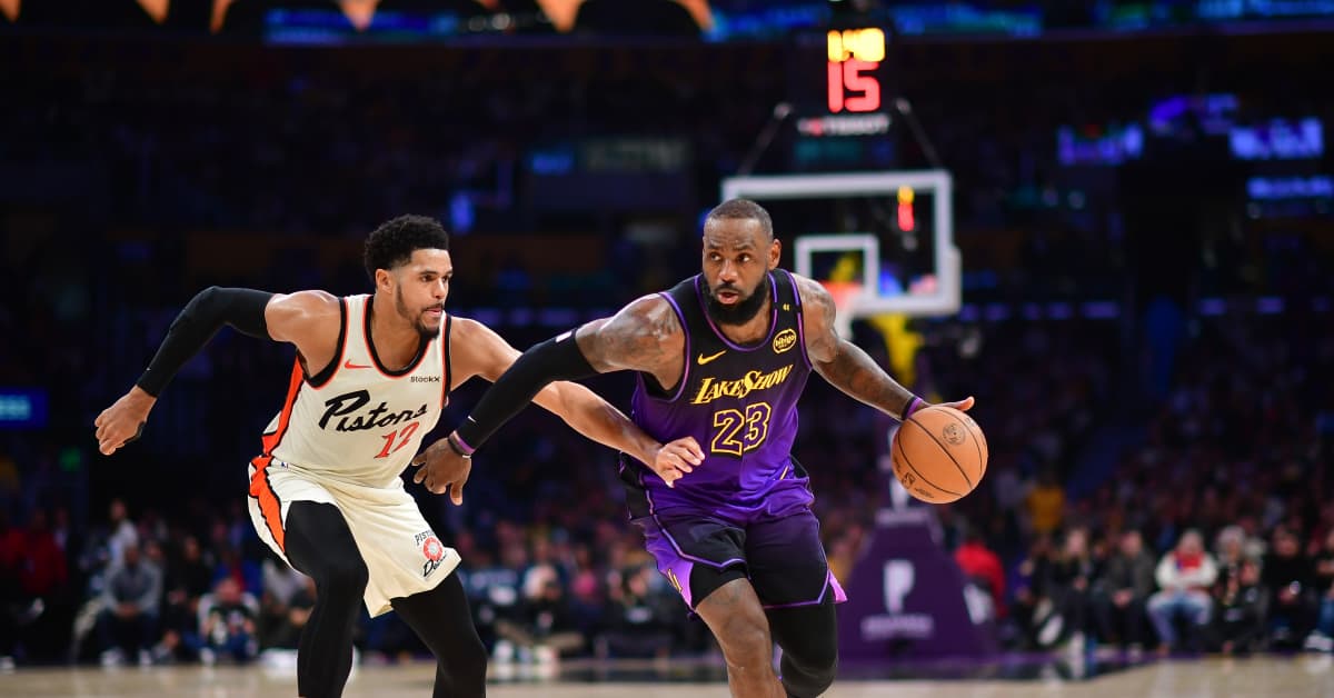 Grading Lakers Players After 114 117 Loss Against Pistons LeBron Misses Game Tying Three