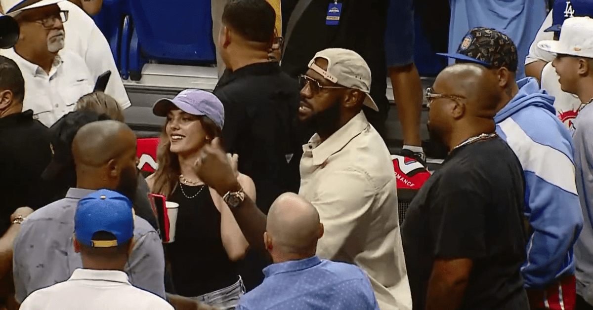 Video: LeBron James Shows Up To The Puerto Rico Basketball League ...