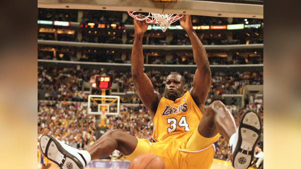 Shaquille O’Neal’s Dunk On Chris Dudley Is The Most Disrespectful Dunk Of All Time