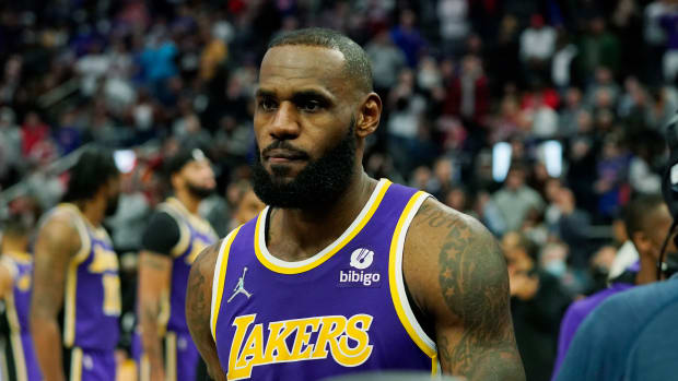 LeBron James Doesn't Think He Should Have Been Suspended For Hitting Isaiah Stewart
