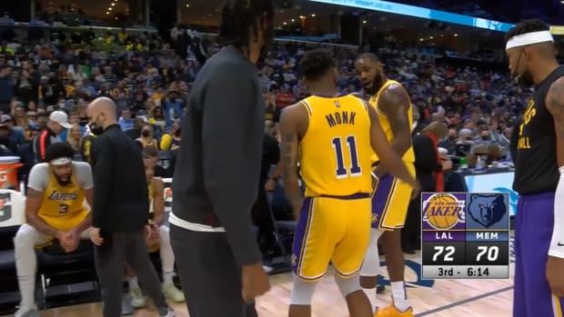 LeBron James Was Mad At Malik Monk For Not Making The Extra Pass To Dwight Howard