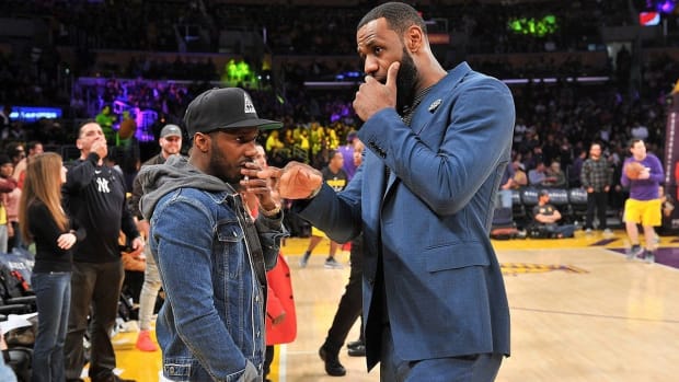 Shams Charania Says LeBron James Doesn't Want To Leave The Los Angeles Lakers And Go Back To Cleveland Cavaliers: “I Spoke To His Agent Rich Paul And That Stuff Is Totally False.”
