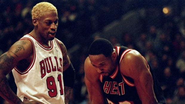 Mark Cuban has a no.69 Dennis Rodman jersey hanging in his office': How the  Bulls legend tried to wear an explicit number for the Mavericks - The  SportsRush