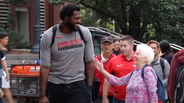 A Grandmother Told Greg Oden That She Could Beat Him In Basketball And Asked Him Did He Ever Play: "I Used To."