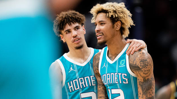 Kelly Oubre Jr. Backs Lamelo Ball To Make All-Star Team: "He Should Have The Votes Of A Lot Of NBA Players"