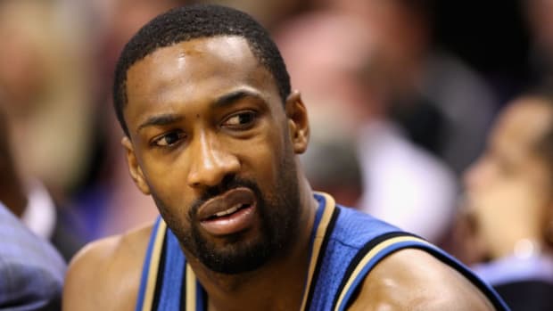 Gilbert Arenas Explains How NBA Players Act On The Bench During A Blowout: "If I Wanna Eat A Hot Dog, I’m Gonna Eat A Hot Dog, If I See A Girl Walking In The Arena, I’m Gonna Try To Get That Number."