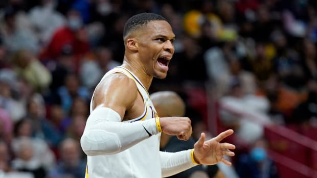 Russell Westbrook Was Furious And Called Out A Referee For Accusing Him Of Flopping: “I Don’t Flop! I Take Hits Right Here. I Don’t Motherf*****g Flop.”