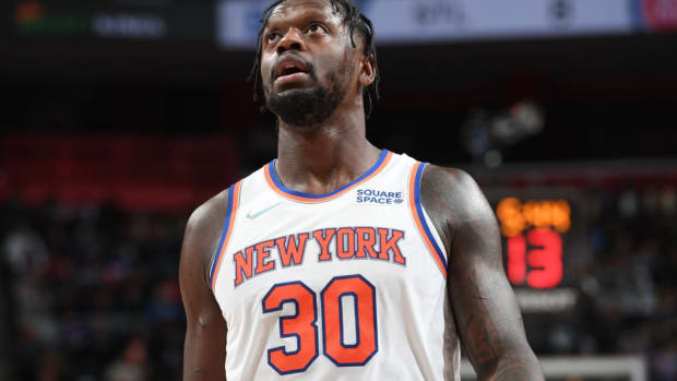 Knicks Coach Tom Thibodeau is Reportedly Having Trouble Getting Julius Randle To Play Less Selfishly This Season