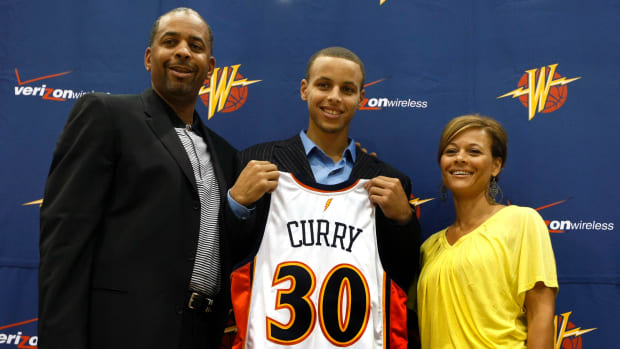 Stephen Curry's Emotional Confession On His Parents Divorce Process: “I Could Be Mad And Be Like, ‘Y’all Effed This Up.’ But It’s Going To Be An Acknowledgment Of Both Of Y'all In Terms Of How Y’all Raised Me."