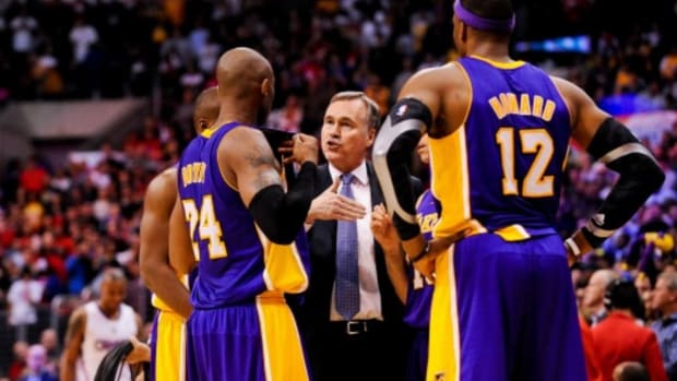 Mike D’Antoni Reveals What It Was Like Coaching Kobe Bryant And Dwight Howard: "I Thought I Was Gonna Get Killed. They Didn’t Like Each Other."