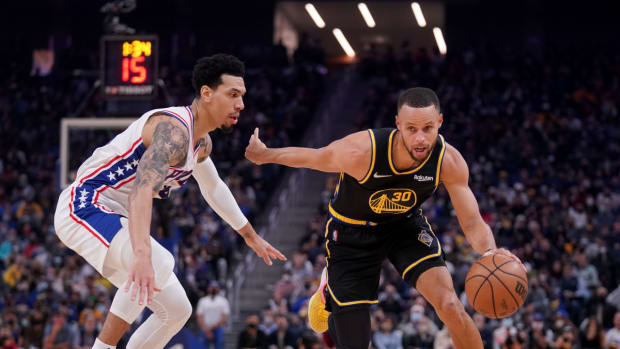 Danny Green Can't Believe Stephen Curry Has Haters: "He’s One Of The Nicest, Most Religious, Winning Guys. There’s Nothing Wrong With Him."