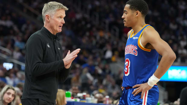 Steve Kerr Sends Message To Jordan Poole About Coming Off The Bench: “If Steph Curry Can Come Off The Bench, Anyone Can Come Off The Bench.”