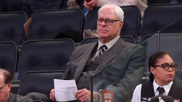 J.J. Redick Blasts Lakers For Considering Consulting Phil Jackson For Head Coach Search: "It Fits In Their Pattern Of Behavior. Other Teams Are Not Going To Fall Susceptible To That."