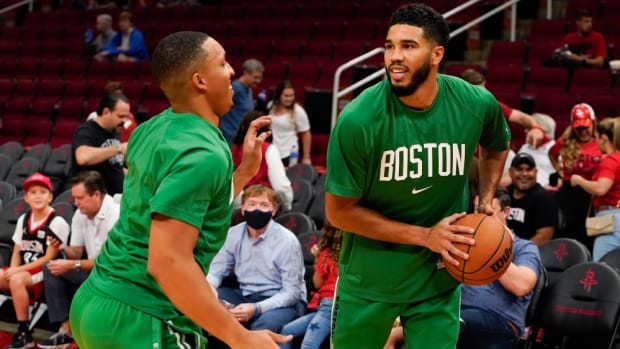Jayson Tatum Trash Talked With Grant Williams Who Was Mic'd During A 1 On 1 Game: "You Are Not Tall Enough."
