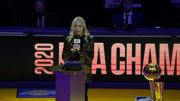 Magic Johnson Applauds Jeanie Buss For Sharing Her True Feelings About The Lakers Season: "She Wants And Expects Things To Change For The Lakers Next Season"