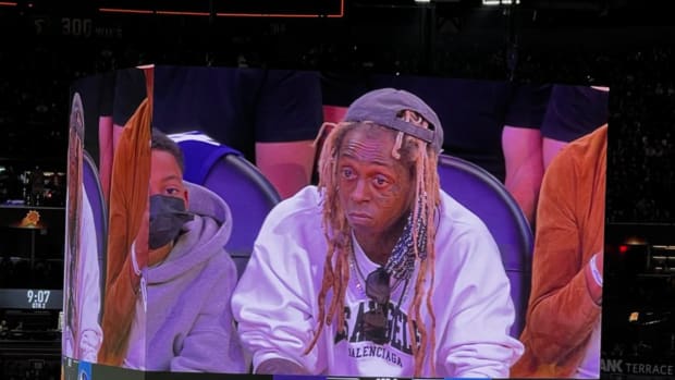 Lil Wayne's Shocked Face Went Viral After Mavs Had The Lead Against The Suns In Game 7: "That Washed Rapper Made A Huge Mistake"