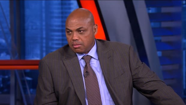 Charles Barkley Got Roasted By Shaquille O'Neal And The Inside The NBA Crew After The Suns Were Down 30 At Half-Time: "I Am In Shock."