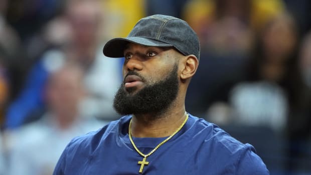 LeBron James Did A 'Q And A' On Twitter; The King Revealed How Long He Will Play In The NBA, His Favorite Movies, And His Favorite Rap Albums