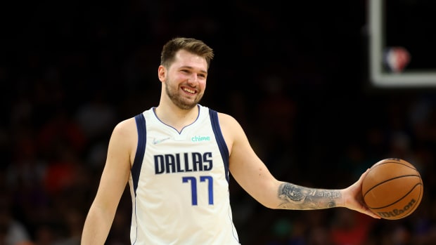 JJ Redick Boldly Claims He Would Pick Luka Doncic Over Steph Curry In Crunch Time: "Who Would You Rather Have With The Ball, With The Game On The Line? It’s Clearly Luka Doncic."