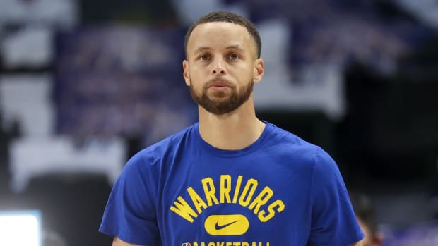 Stephen Curry Reacts To Mass Shooting At Texas Elementary School: "I Got Kids, Send Them To School Every Day... And You Feel For The Parents Going Through What They're Going Through. I Can't Even Imagine The Pain."