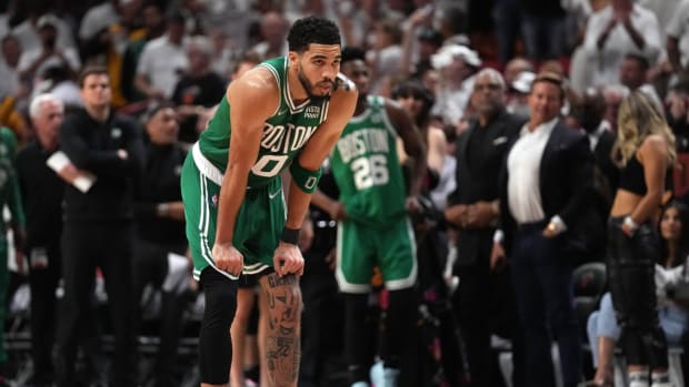 Jayson Tatum Reacts To The Uvalde Shooting: "When He Turned 18, The First Thing He Did Was Buy A Handgun And An Assault Rifle. That Just Doesn't Sound Like Something That You Should Be Able To Do."
