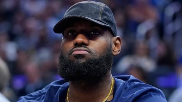 LeBron James' Reaction To Horrific Uvalde Shooting: "There Simply Has To Be Change! Has To Be... Praying To The Heavens Above To All With Kids These Days In Schools."