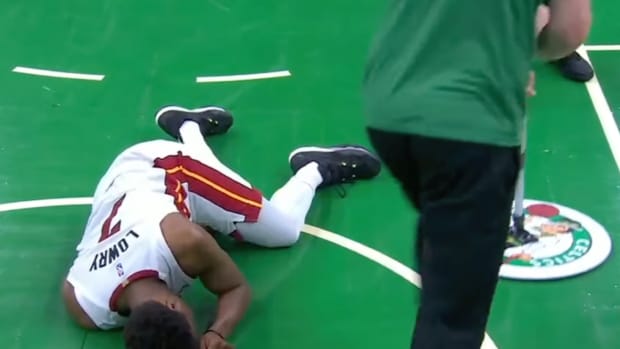 Celtics Mop Guy Savagely Wiped The Floor While Kyle Lowry Was Lying On The Ground In Pain
