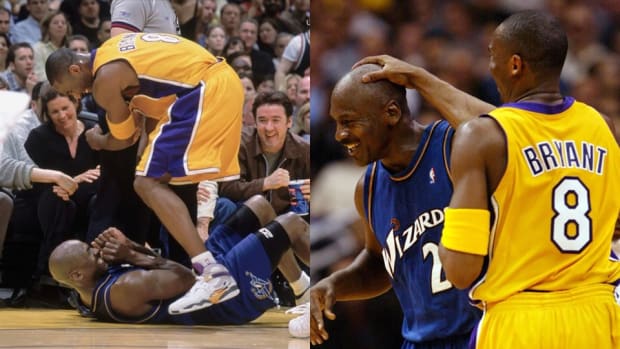 Kobe Bryant Improved His Defense After Studying A 1998 Photo Of Michael  Jordan: “After Studying It, I Corrected My Posture And Balance.” - Fadeaway  World