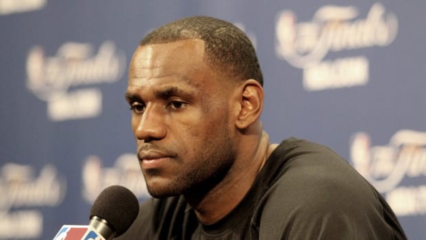 BREAKING NEWS: LeBron James Decides To Leave Cleveland Cavaliers