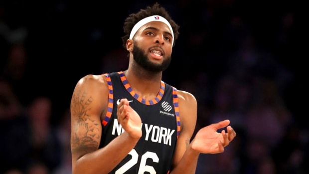 Mitchell Robinson Agrees To 4-Year, $60 Million Deal With New York Knicks