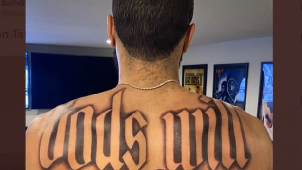 Image: LaMelo Ball Shows Off Enormous New Chest Tattoo