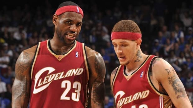 Bodycam Footage Reveals Delonte West Bizarrely Claimed He Was Jesus Christ And Better Than LeBron James During His Arrest