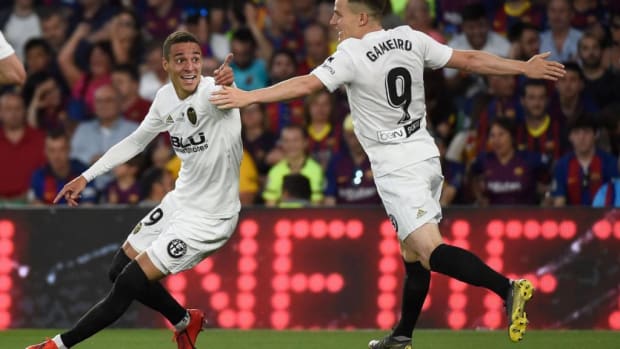 Transfer Rumors: Barcelona ‘Open Talks’ To Sign Valencia Star Amid Roma Interest