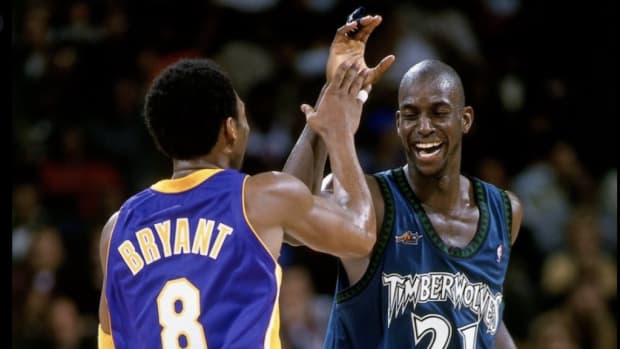 Kevin Garnett Reveals How He First Met Kobe Bryant In His Locker Room: “Who The F*ck Son Is This?”