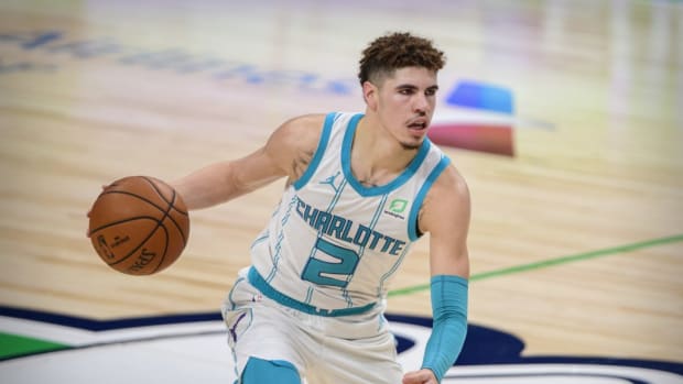 LaMelo Ball Says He Wanted To Switch His Jersey To #1 Since He Got Drafted "How I Miss But Tellin Em Since I Got Drafted"