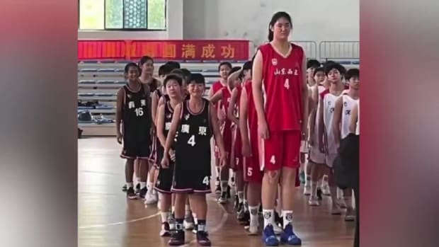 14-Year Old 7'5 Zhang Ziyu Could Be The WNBA's Yao Ming