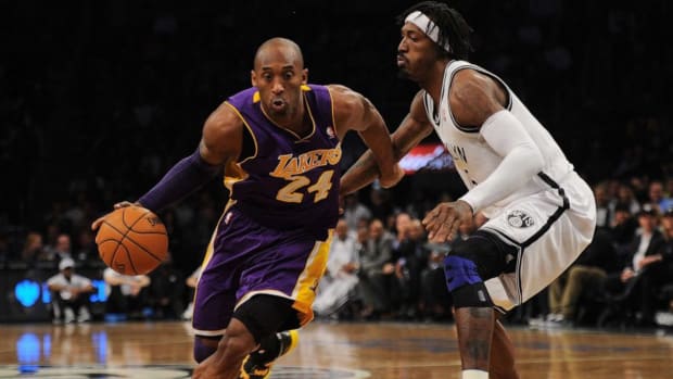 Kobe Bryant Bet Gerald Wallace $500K That He Could Make A Clutch Free Throw: "How Much You Want To Put On It?"