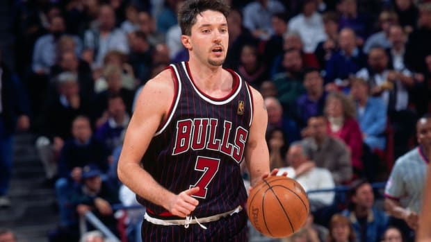 Sam Smith On Toni Kukoc: "If He Had Gone To Almost Any Team Other Than The Bulls... He'd Be What Luka Doncic Is Now."