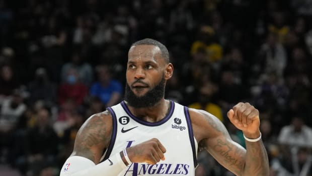 LeBron James Sets Insane NBA Record After His Incredible Game Against The Spurs