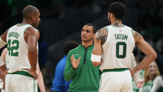 Jayson Tatum Explains How Celtics Coach Motivates Them This Season With The Sandcastle Story