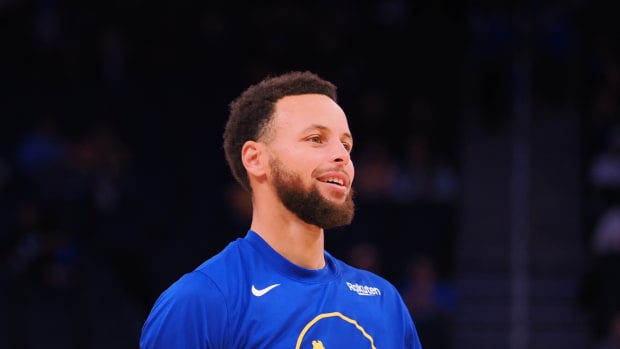 Stephen Curry Is 101st In The League In 4th Quarter Minutes But 1st In 4th Quarter Points