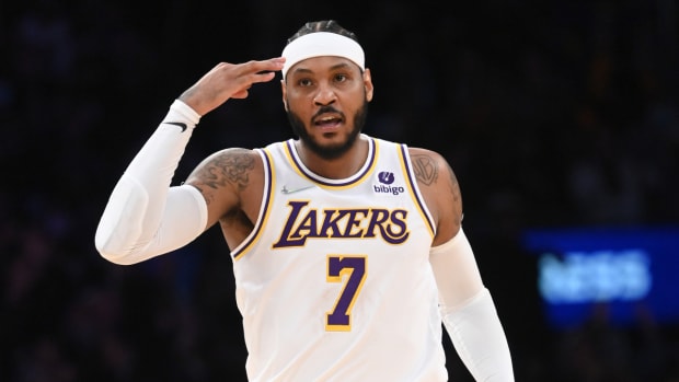 LeBron James And Carmelo Anthony's Kids Will Play Against Each Other On  Monday 20 Years After Their Fathers' First Meeting On The Court - Fadeaway  World