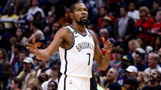 The Kevin Durant trade sends the NBA World into a FRENZY 🤯 Suns' chances &  the Nets' future