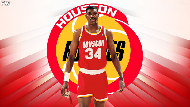 Hakeem Olajuwon, the Rockets Star Who Valiantly Fought to End Sneaker  Violence – Texas Monthly